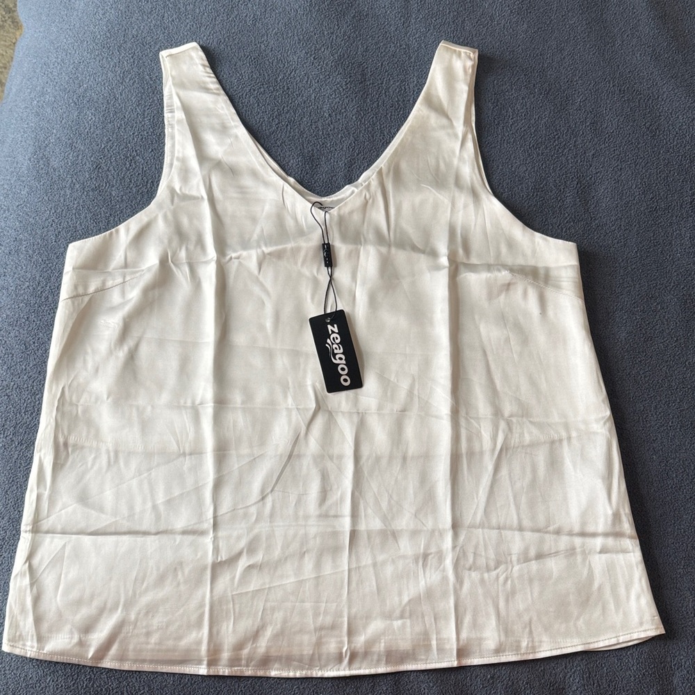 Zeagoo Womens Silk Satin V Neck Tank Top - M - NWT
